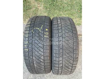 Continental 215/60 R17 Zimska