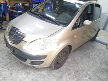 Levo krilo za Lancia Musa