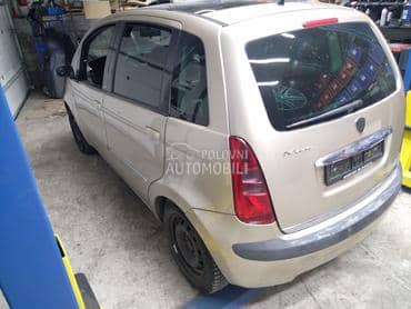 Zadnji branik za Lancia Musa