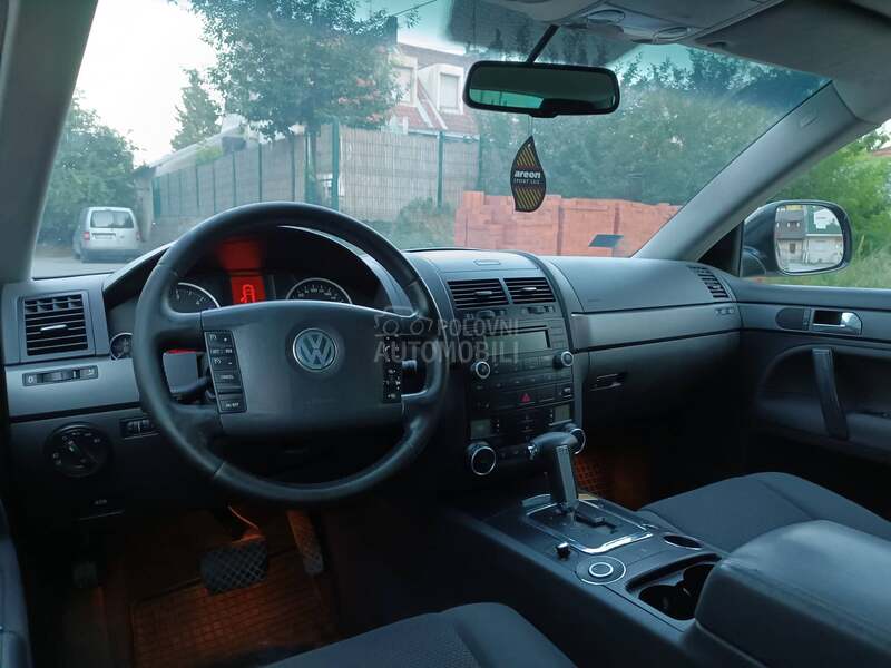 Volkswagen Touareg 2.5 TDI