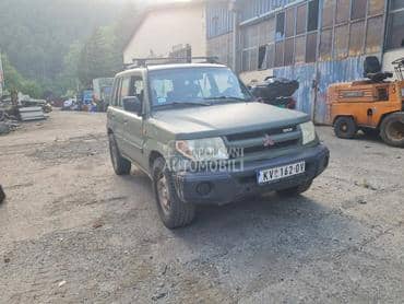 Mitsubishi Pajero Pinin -  kompletan auto u delovima