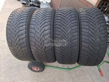 Nokian 225/60 R17 Zimska