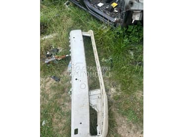 Branik za Volkswagen Passat B7 od 2011. do 2015. god.