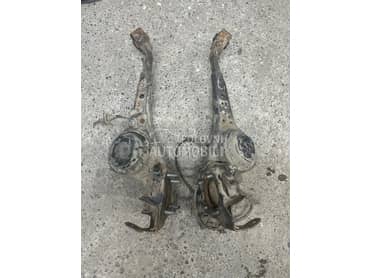 Viljuska zadnja leva desna za Toyota RAV 4 od 2000. do 2005. god.