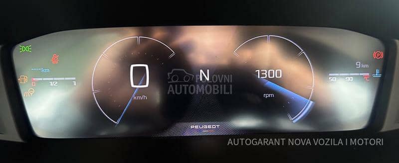 Peugeot 2008 Allure 1.2E 130 AT