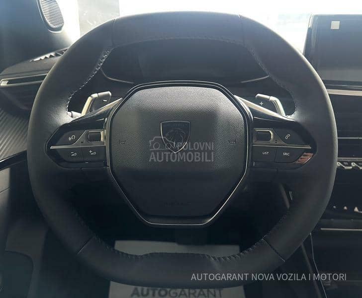 Peugeot 2008 Allure 1.2E 130 AT
