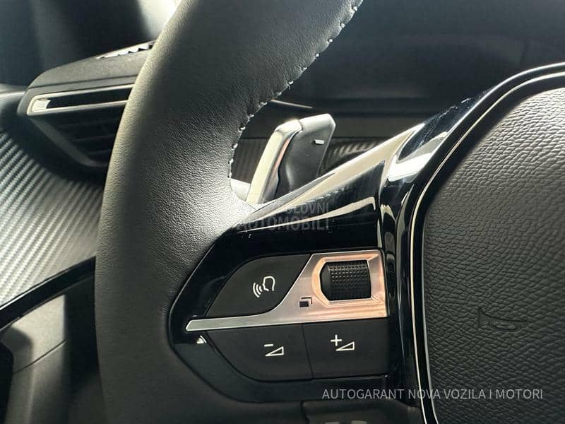 Peugeot 2008 Allure 1.2E 130 AT