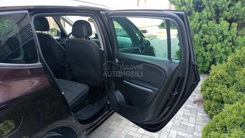 Opel Zafira 2.0