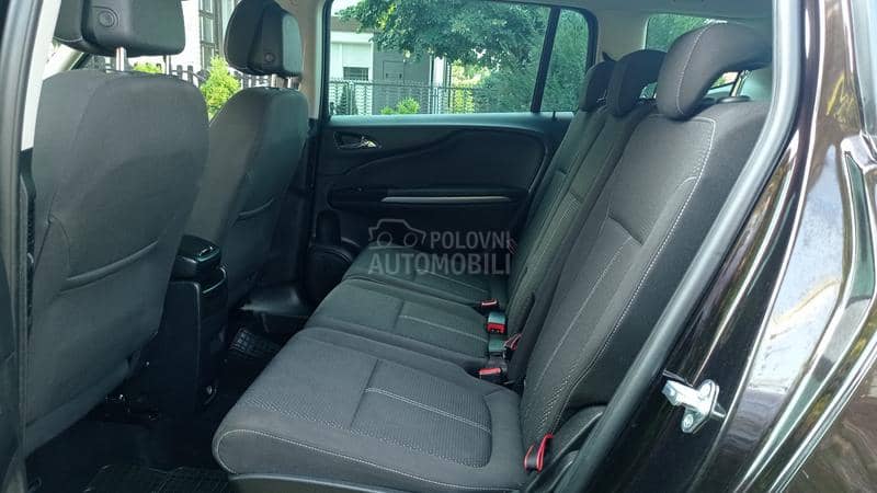 Opel Zafira 2.0