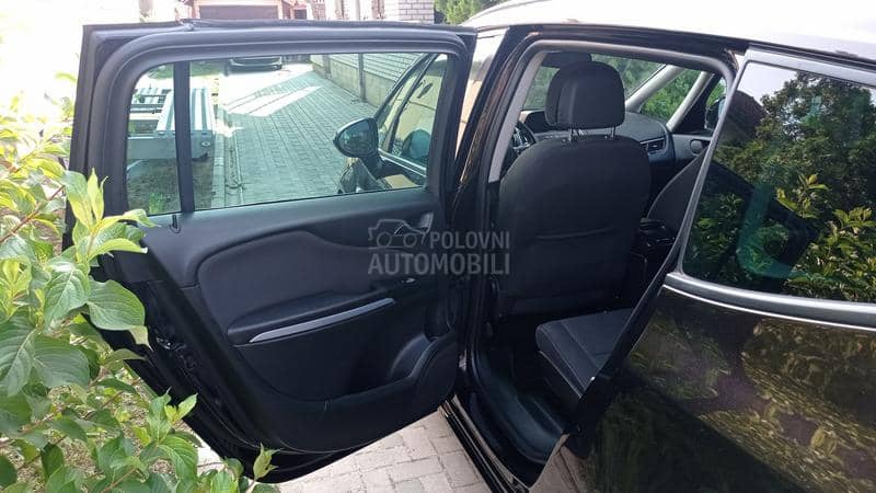 Opel Zafira 2.0