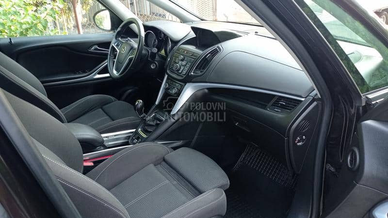 Opel Zafira 2.0