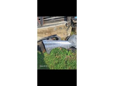 Krilo za Peugeot 206 od 1988. do 2006. god.