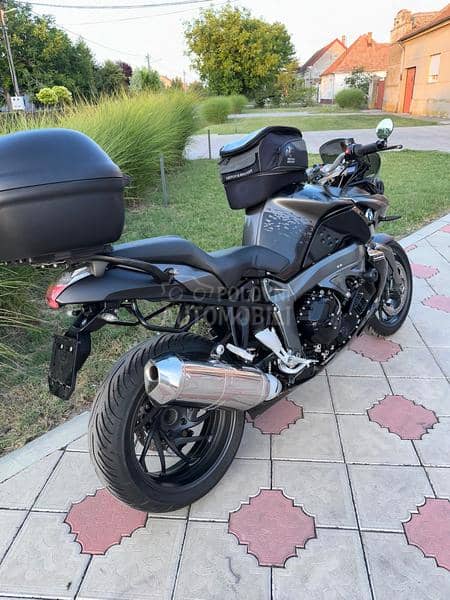 BMW K 1300 r