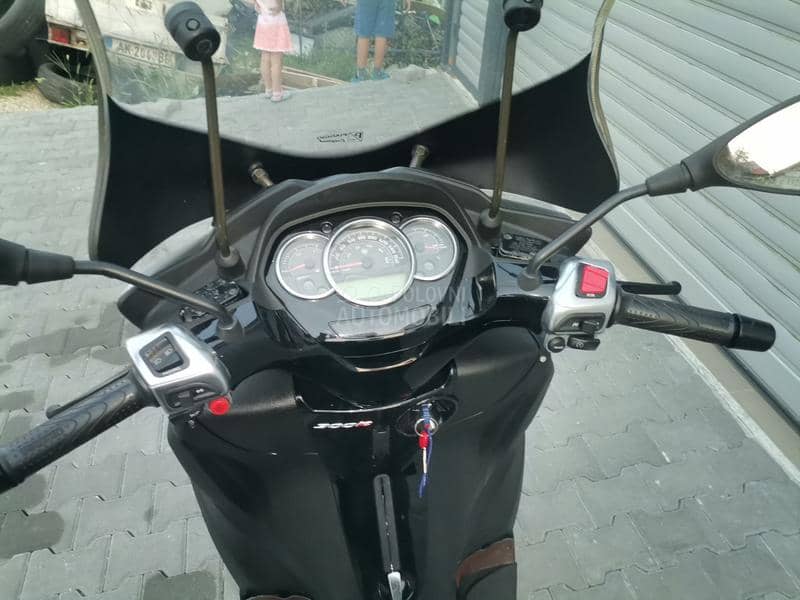Piaggio Yourban 300ie