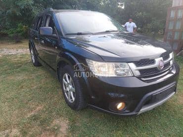 Desno krilo za Fiat Freemont