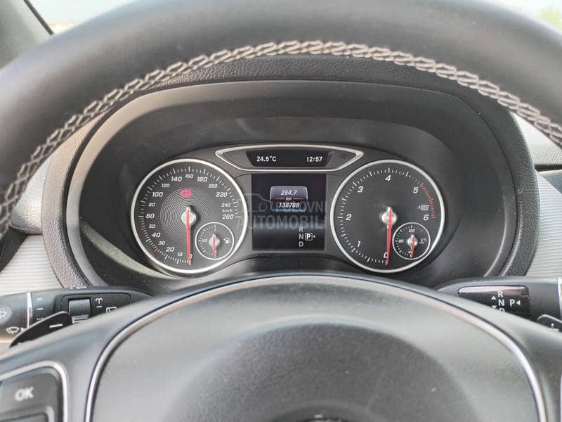 Mercedes Benz B 180 CDI AUT