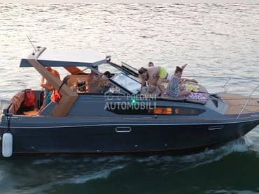 Bayliner Contessa 2855