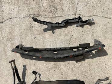 vezni lim plastika gornja za Opel Meriva od 2009. do 2016. god.