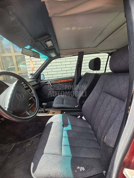 Mercedes Benz W124 