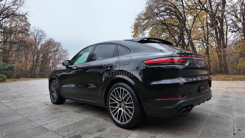 Porsche Cayenne Rezervisan