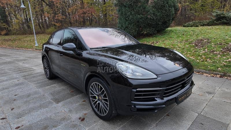 Porsche Cayenne Rezervisan