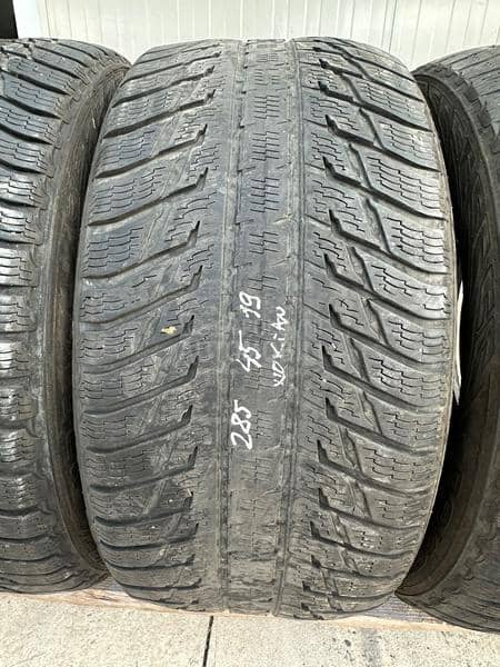 Nokian 255/50 R19 Zimska