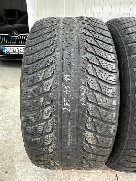 Nokian 255/50 R19 Zimska