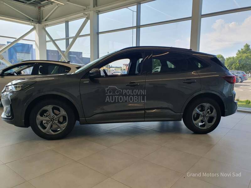 Ford Kuga ST Line A8