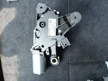 motor zadnjeg brisaca za BMW Serija 3 od 2011. do 2015. god.