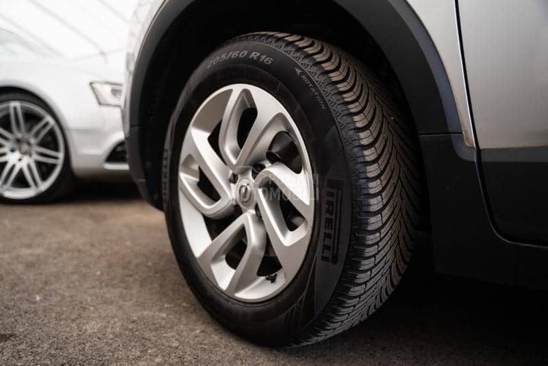 Opel Crossland X  Pano/kam/gr.s/131hp
