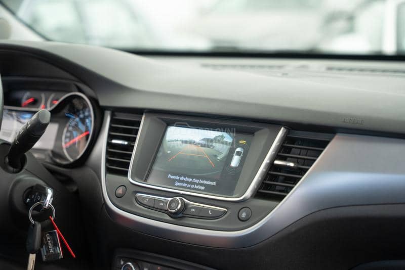 Opel Crossland X  Pano/kam/gr.s/131hp