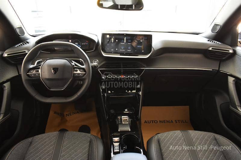 Peugeot 2008 1.2 Allure AT8