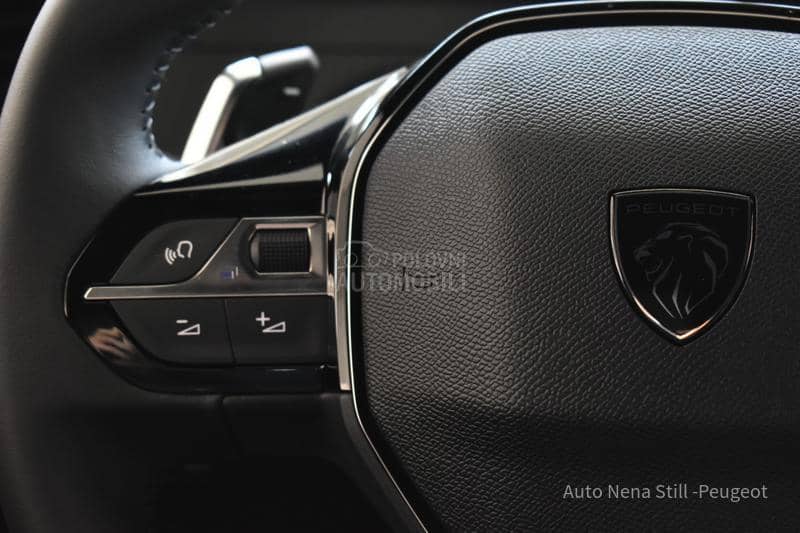 Peugeot 2008 1.2 Allure AT8