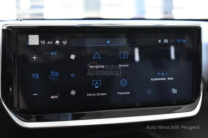 Peugeot 2008 1.2 Allure AT8