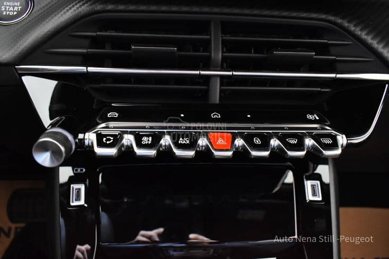 Peugeot 2008 1.2 Allure AT8