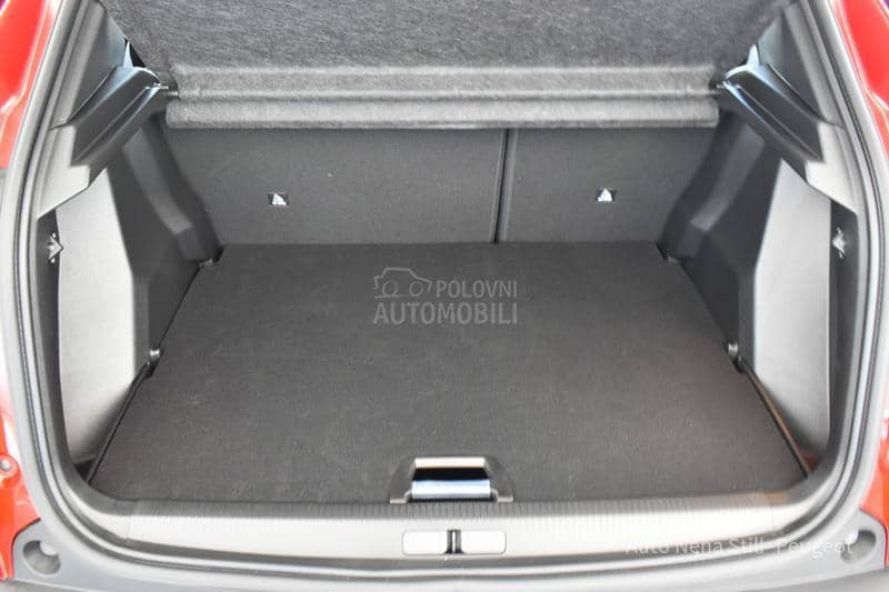 Peugeot 2008 1.2 Allure AT8