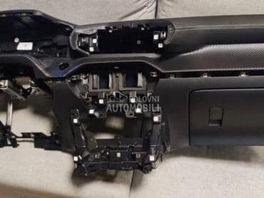 tabla za Peugeot 208 od 2019. do 2024. god.