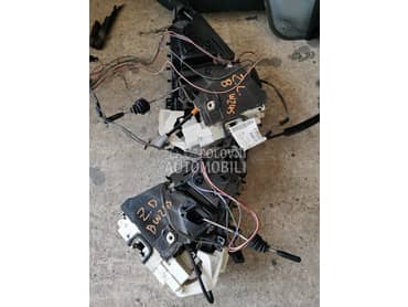 Centralna brava vrata za Mercedes Benz A Klasa, B Klasa od 2005. do 2012. god.