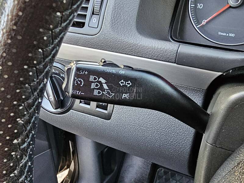Volkswagen Touran 7 s e d   D S G