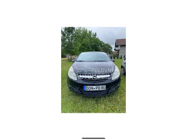 Opel Corsa D 2008. god. -  kompletan auto u delovima