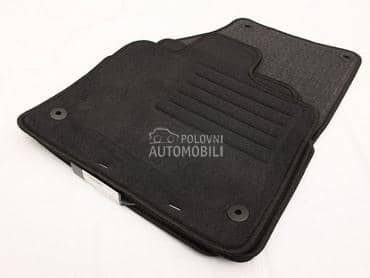 Petex tepih patosnice za Audi Q7 od 2006. do 2014. god.