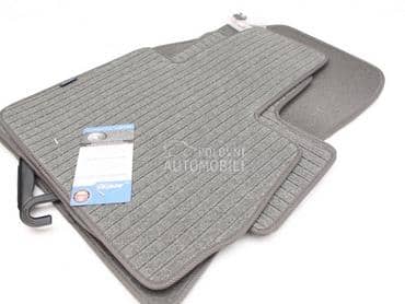 Petex sive tepih patosnice E53 za BMW X5 od 2000. do 2006. god.