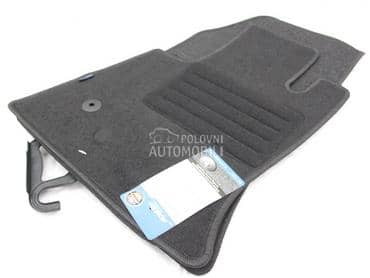 Petex tepih patosnice za Fiat 500L od 2017. do 2024. god.