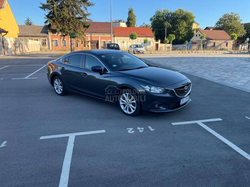 Mazda 6 