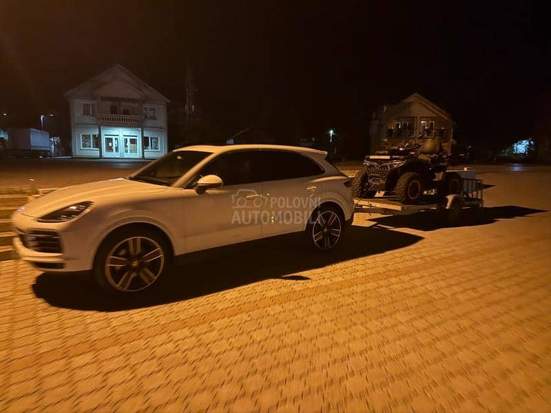 Porsche Cayenne fabricka kuka