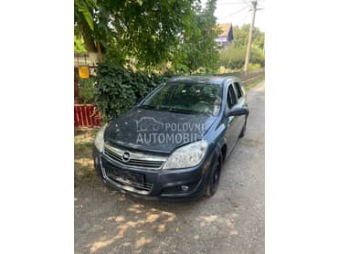Opel Astra H 1.6XE1 2008. god. -  kompletan auto u delovima