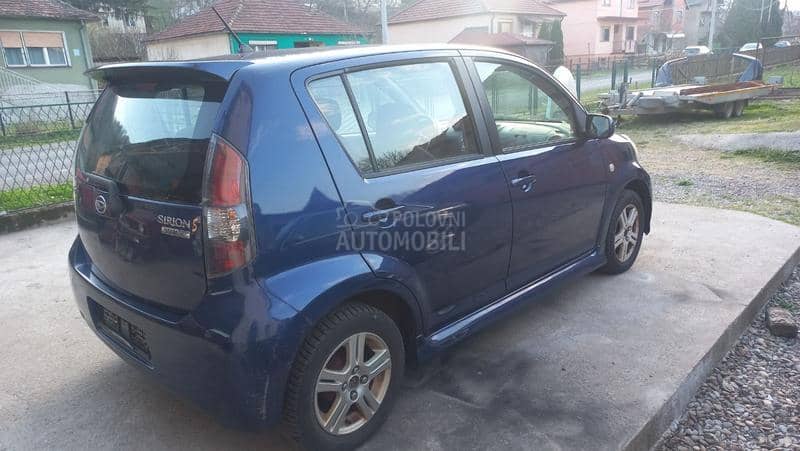 Daihatsu Sirion 13 4x4 2009. god. -  kompletan auto u delovima