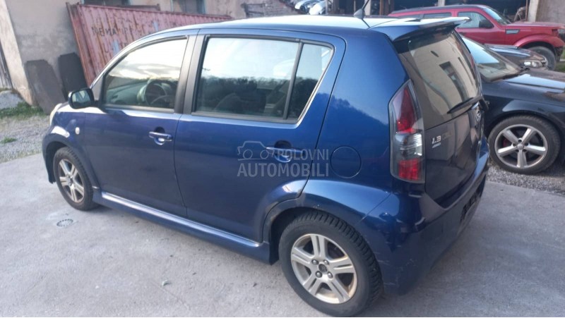 Daihatsu Sirion 13 4x4 2009. god. -  kompletan auto u delovima