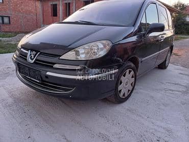 Hrom lajsne,branik,far,štop za Peugeot 807