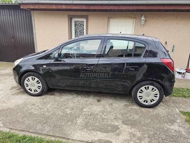 Opel Corsa D 